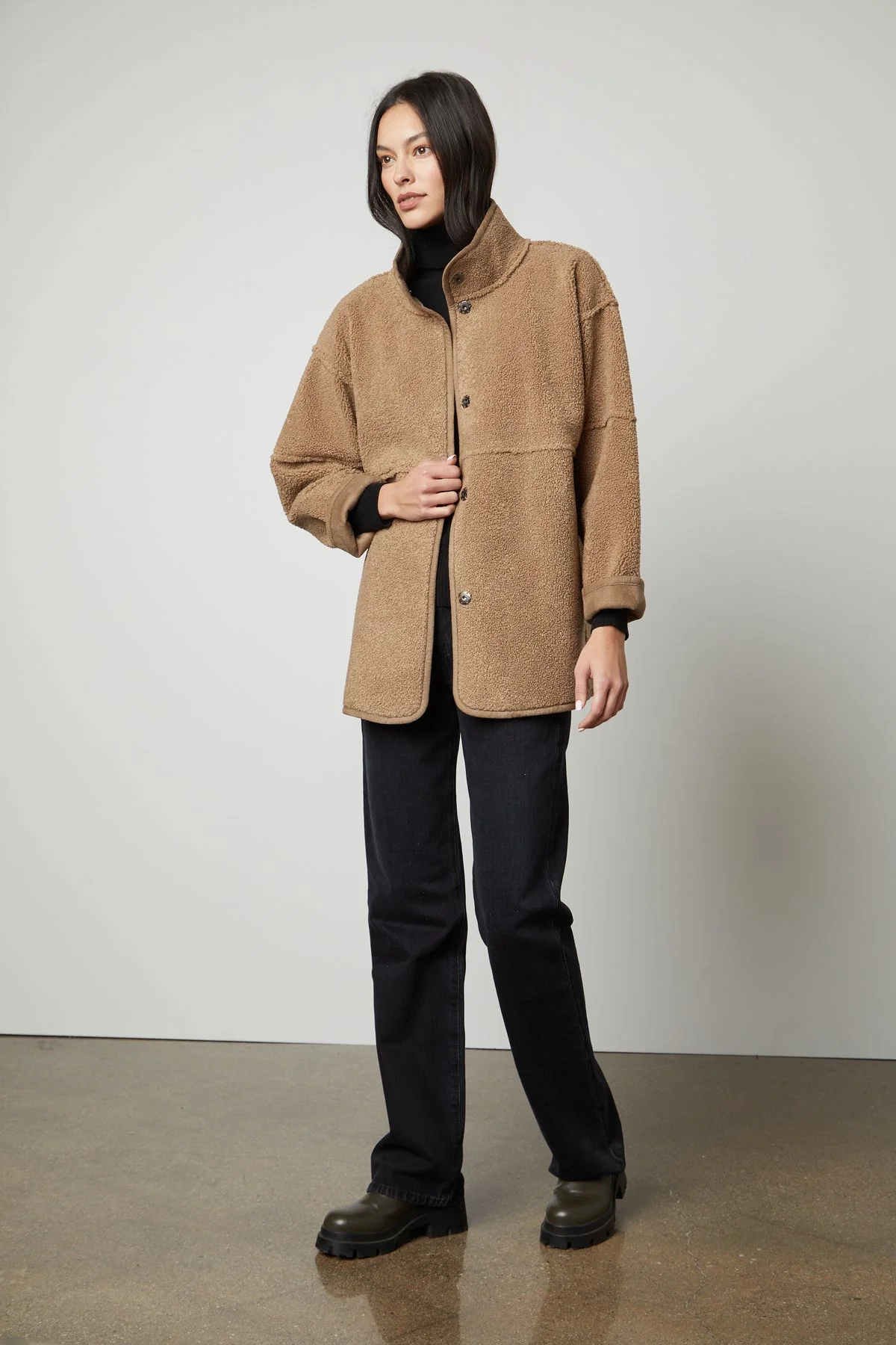 ALBANY LUX SHERPA REVERSIBLE JACKET - Image 23