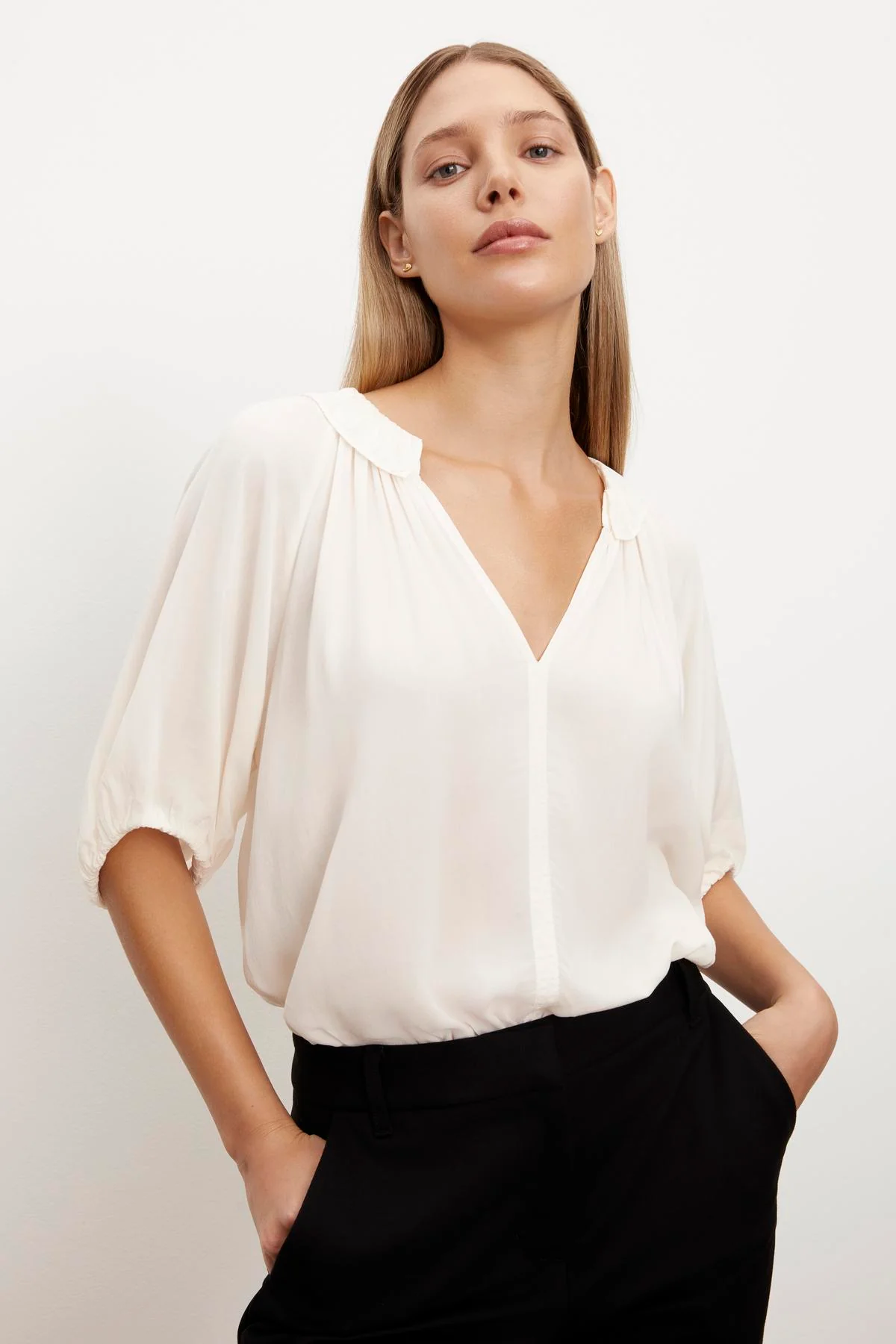 ALEGRA V-NECK TOP - Image 2