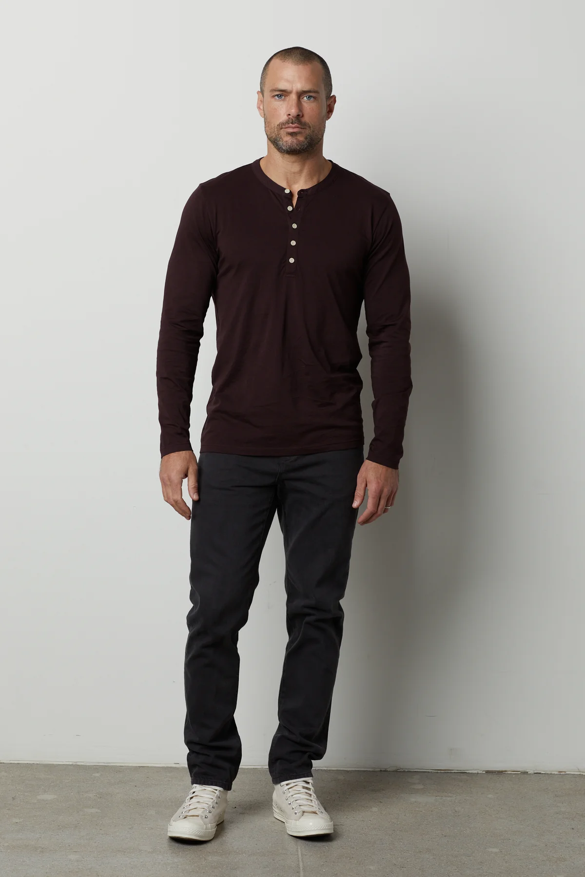 ALVARO HENLEY - Image 2