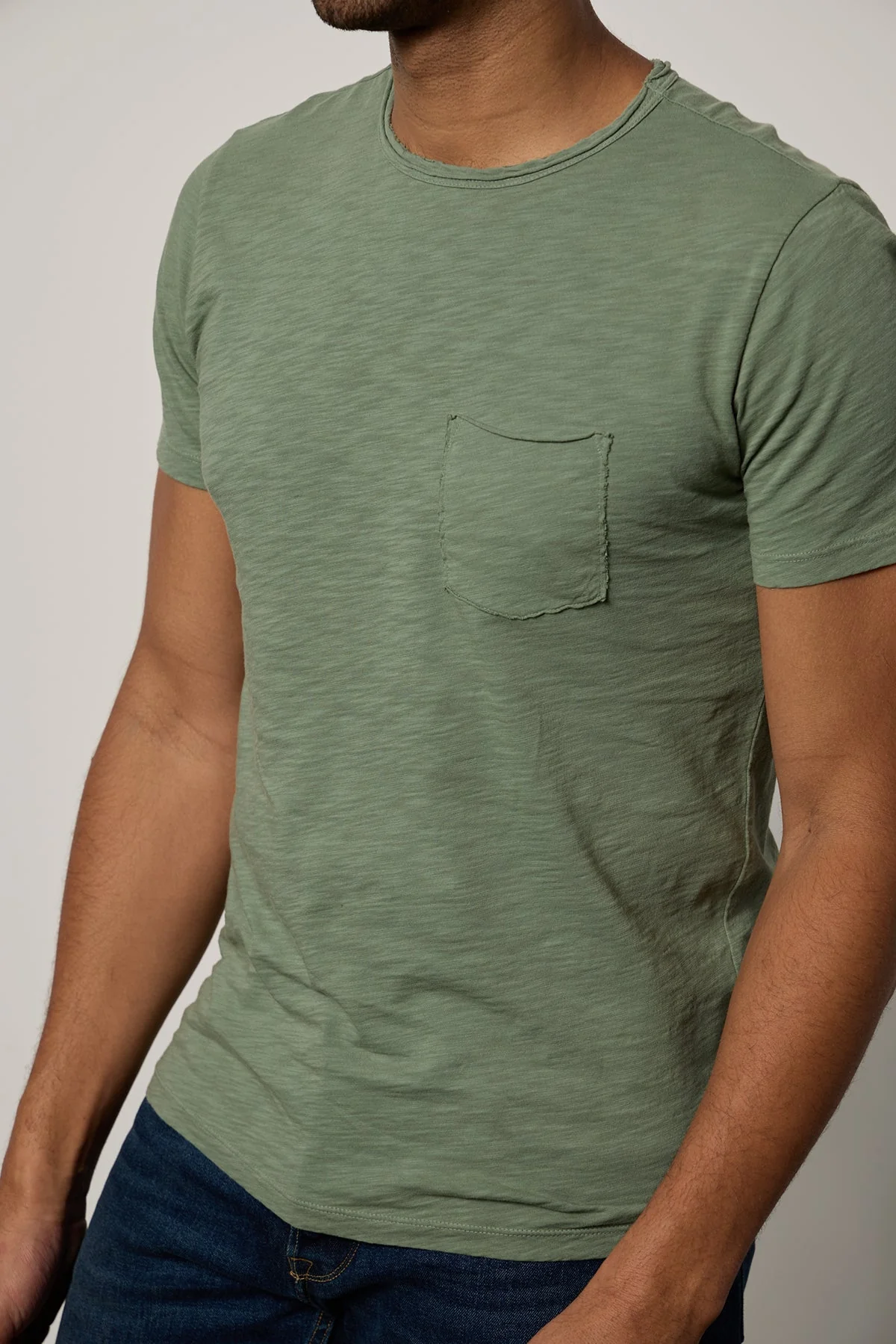 CHAD RAW EDGE COTTON SLUB POCKET TEE - Image 6
