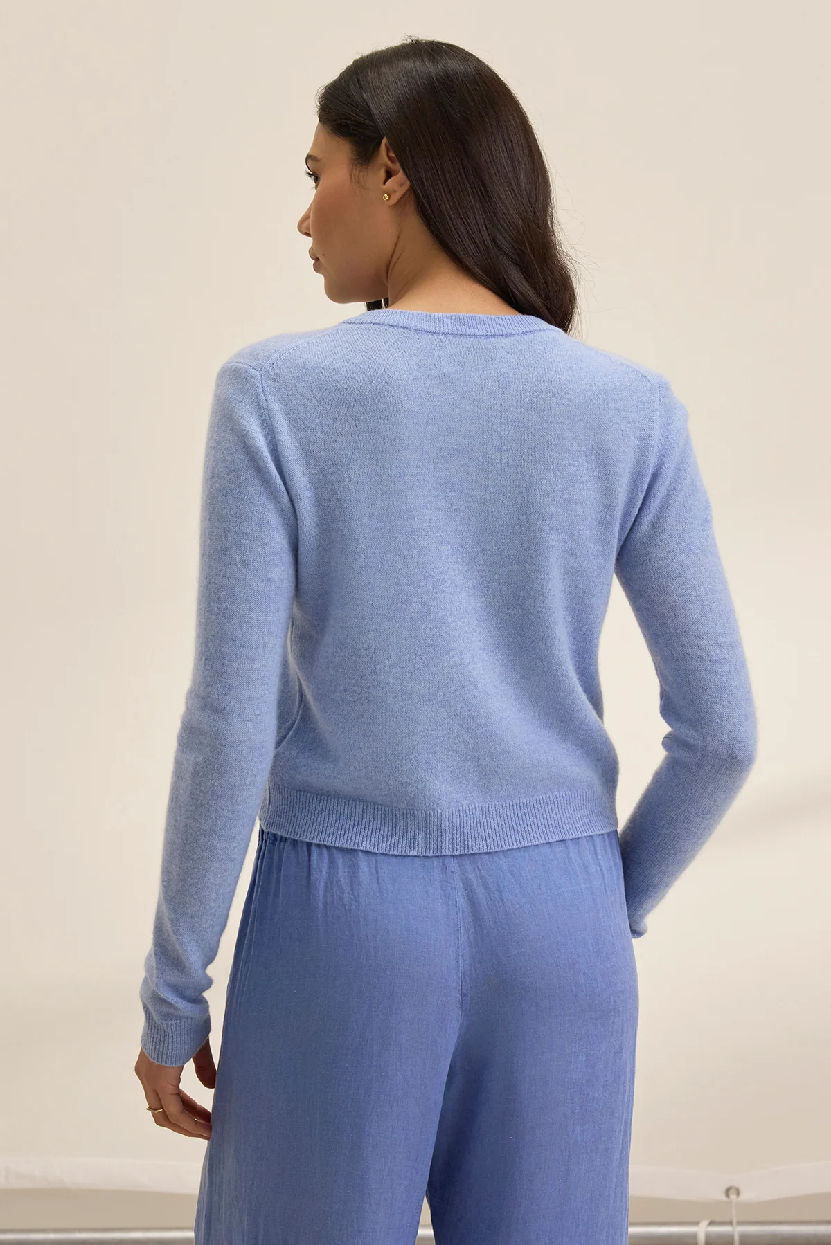 CHRICHET CASHMERE CARDIGAN - Image 12