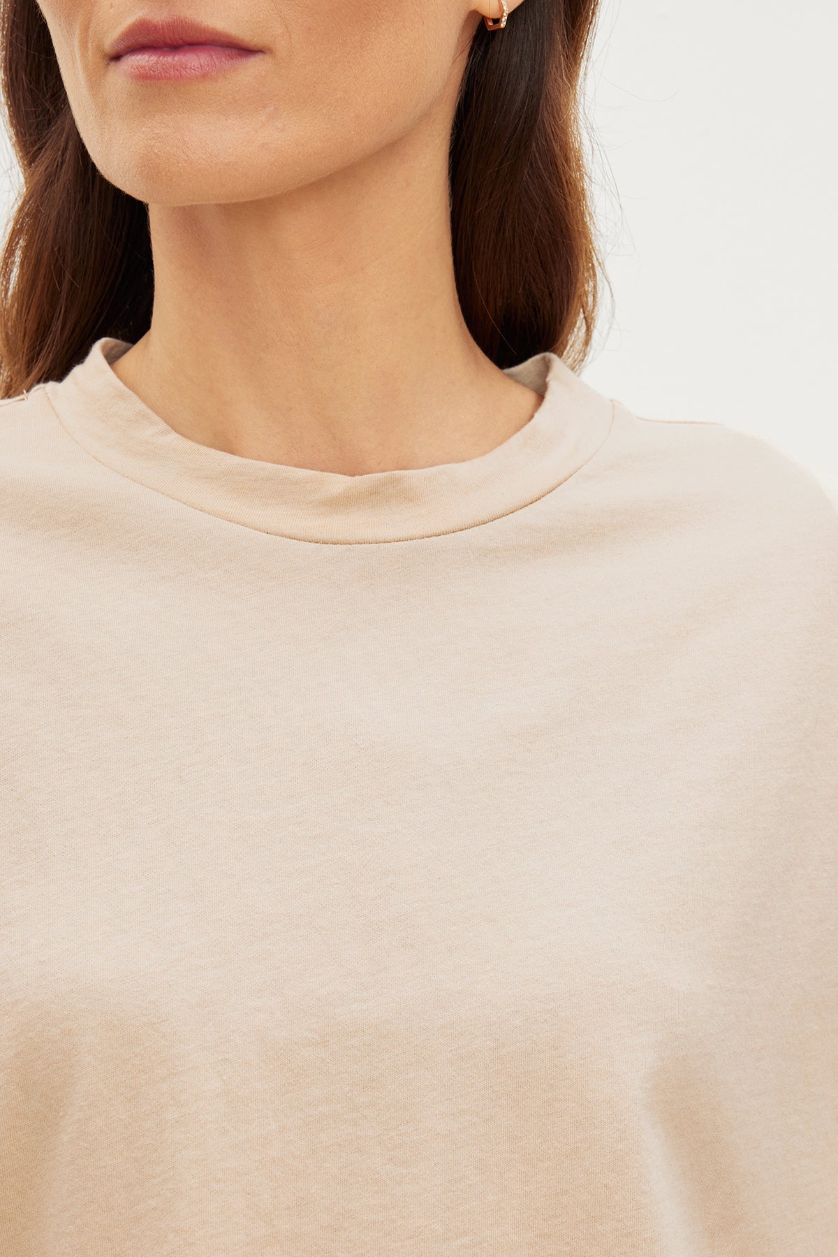 CLARAH CREW NECK TEE - Image 5