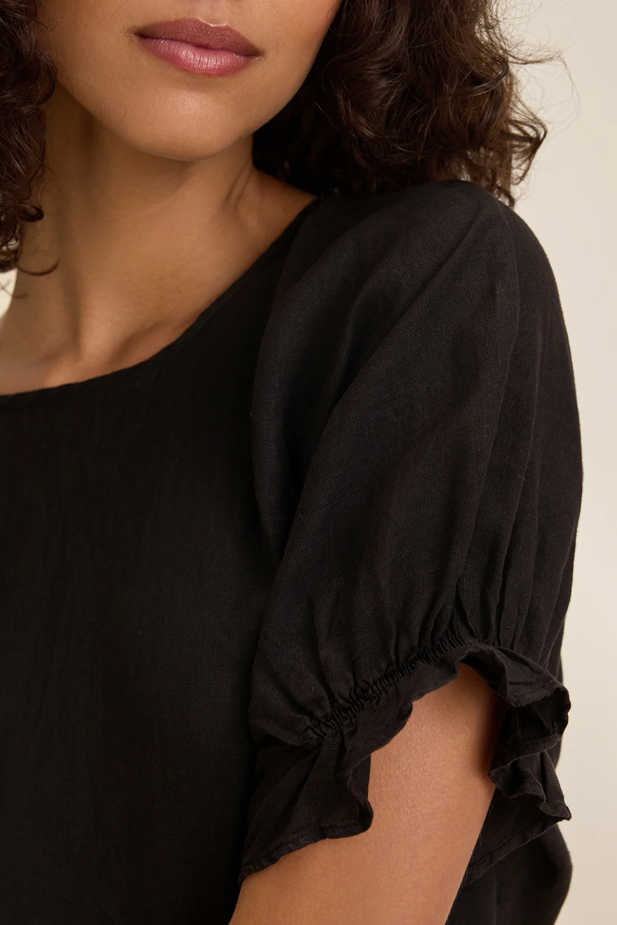 EMILY LINEN TOP - Image 6
