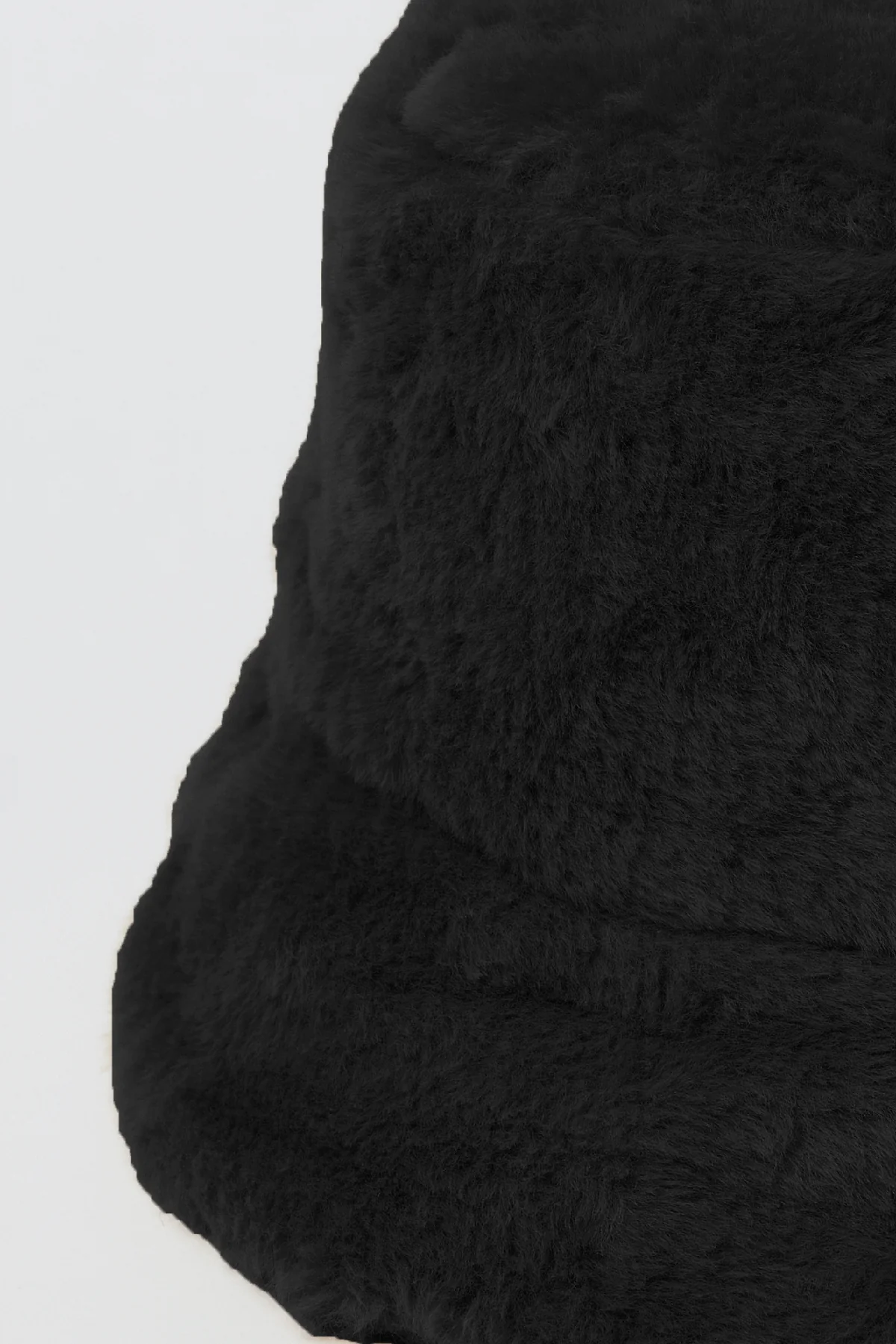 FAUX FUR BUCKET HAT - Image 4