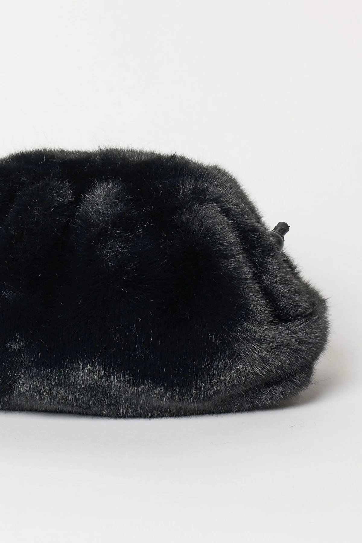 FAUX FUR CLUTCH - Image 6