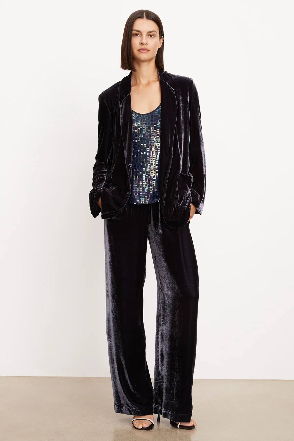 KYLA SILK VELVET BLAZER - Image 4