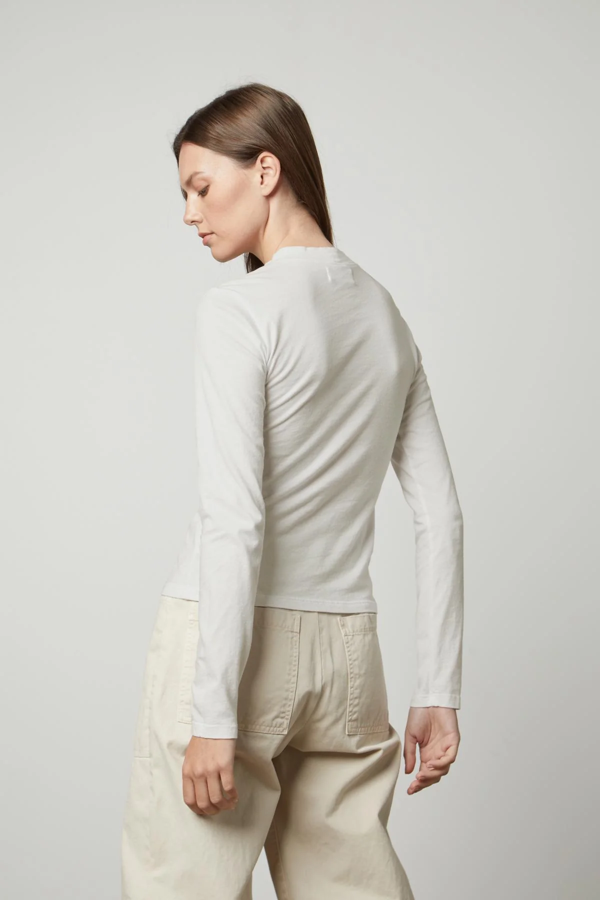 LINNY MOCK NECK TEE - Image 9
