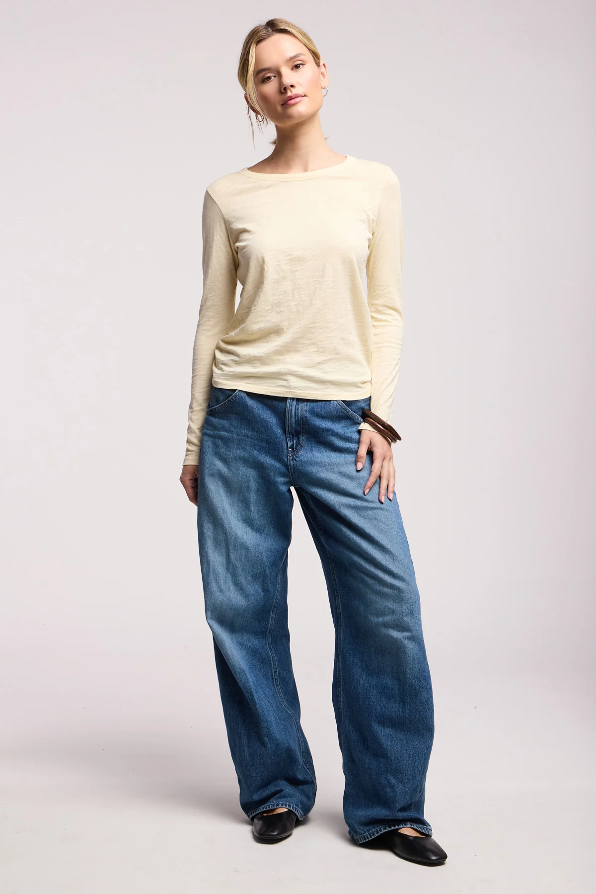 LIZZIE TEE - Image 11