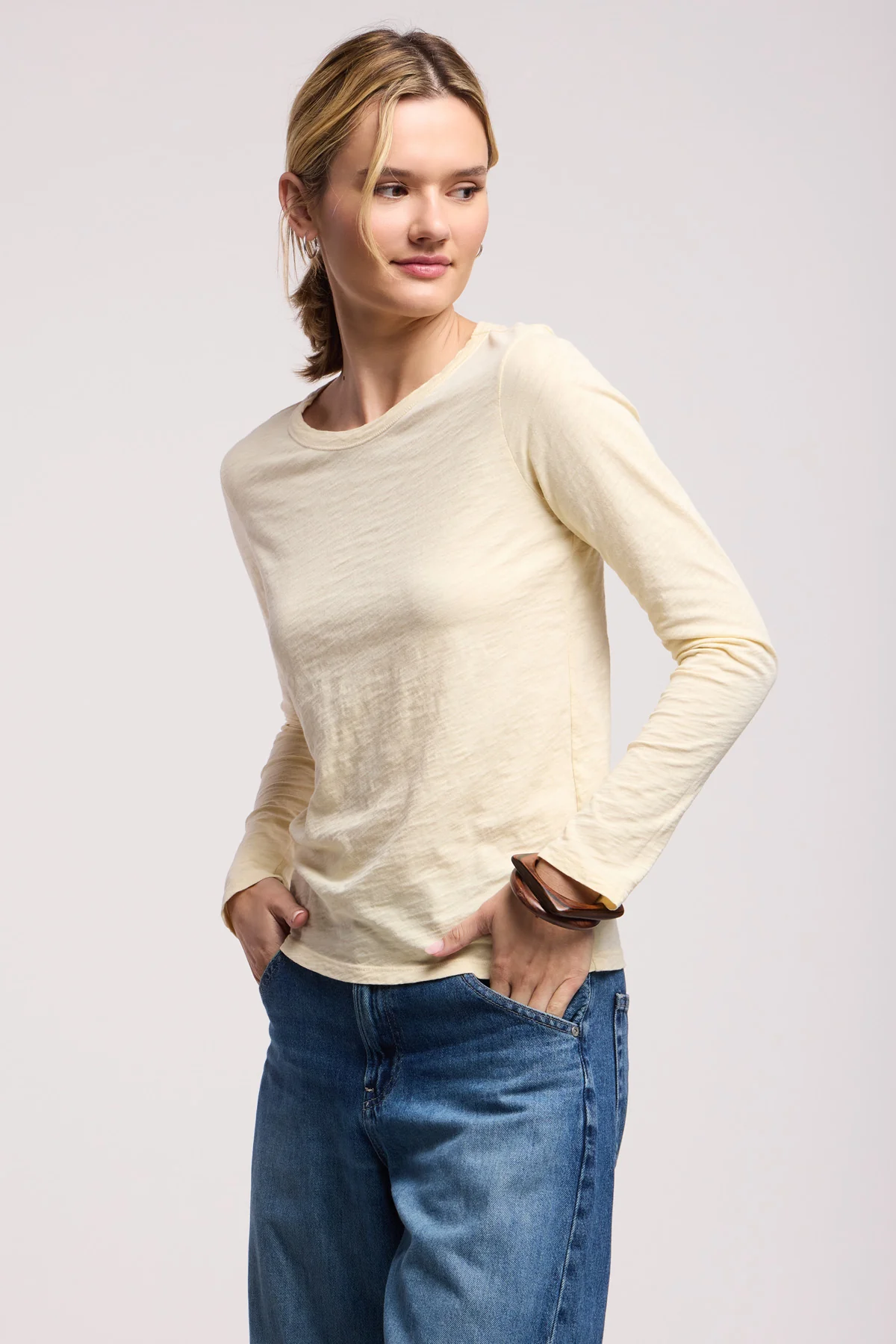 LIZZIE TEE - Image 8