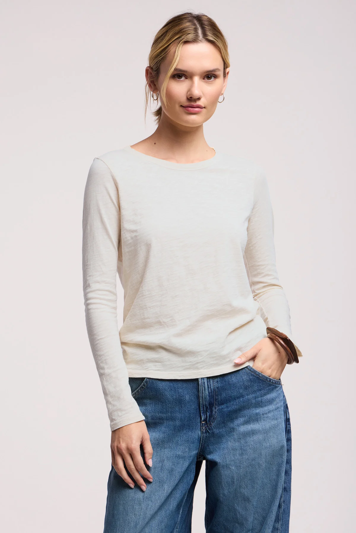 LIZZIE TEE - Image 4