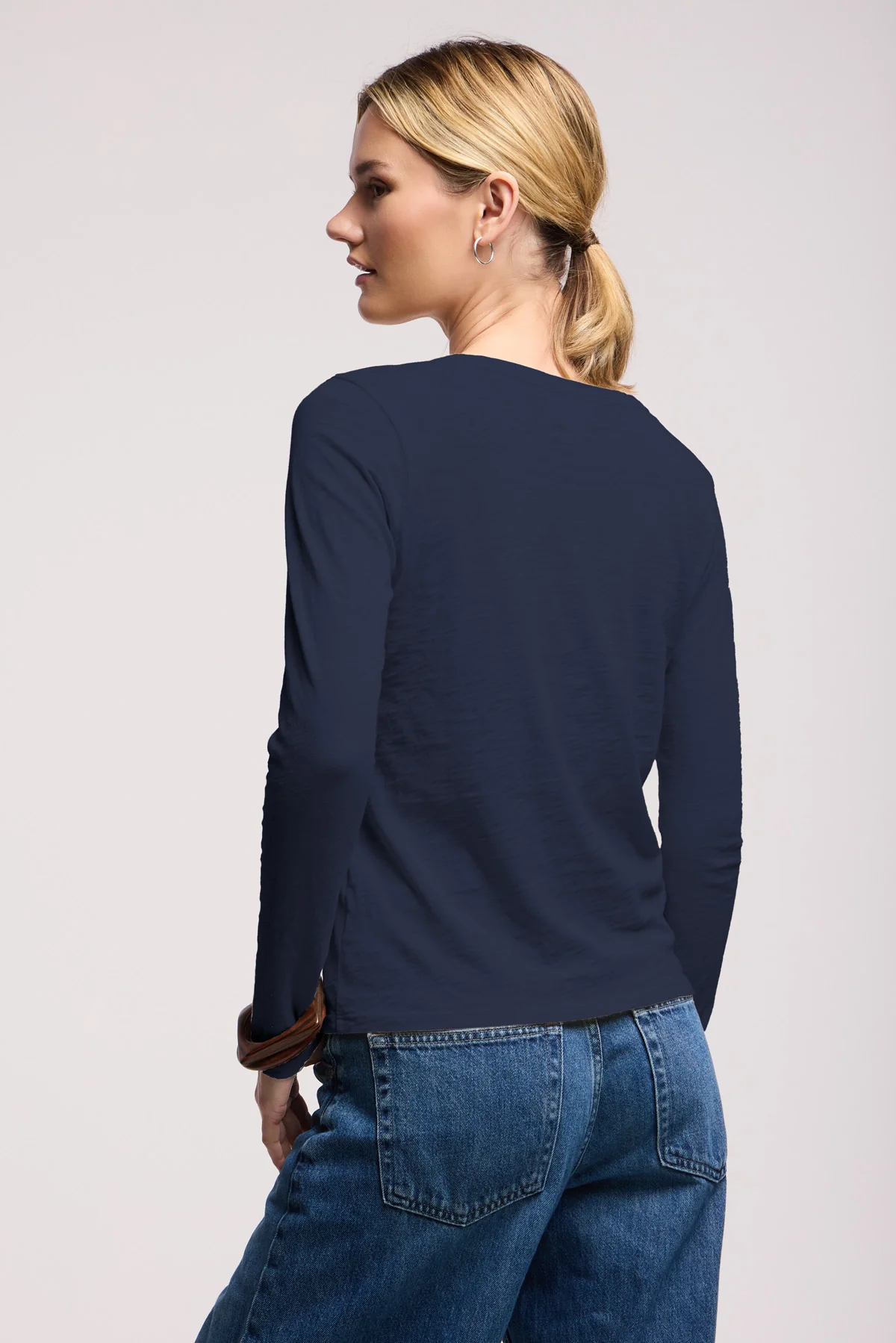 LIZZIE TEE - Image 8