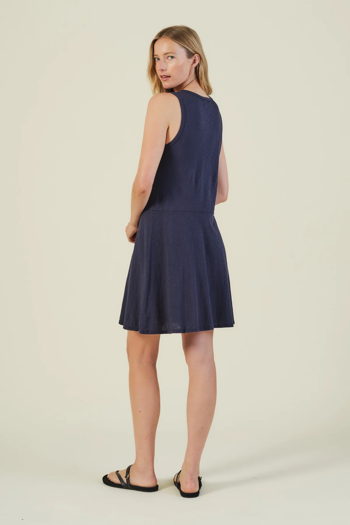 LOEN DRESS - Image 3