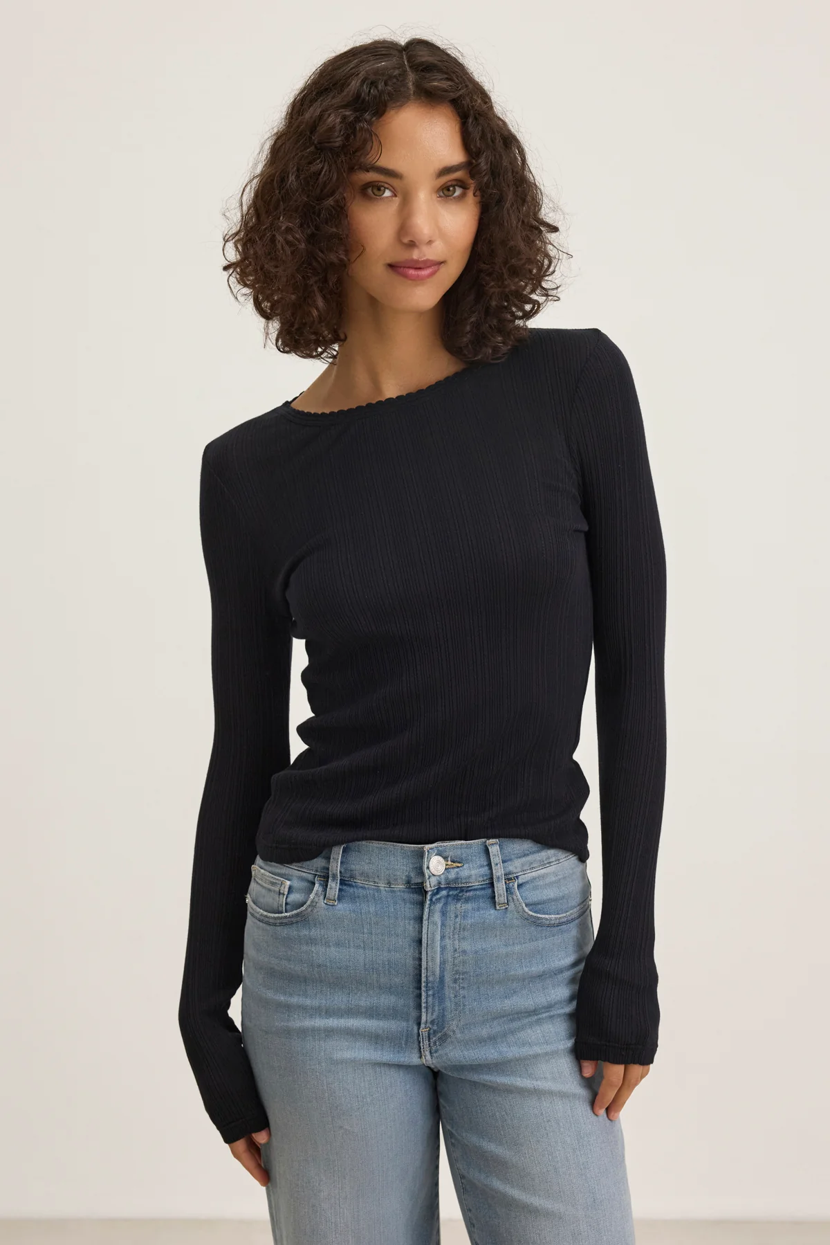 MAURI POINTELLE TEE - Image 7