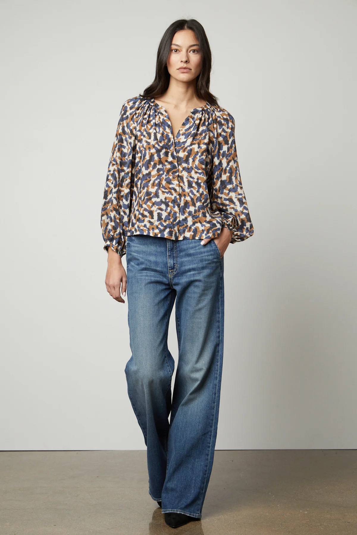 MELINDA PRINTED BUTTON-UP TOP - Image 4