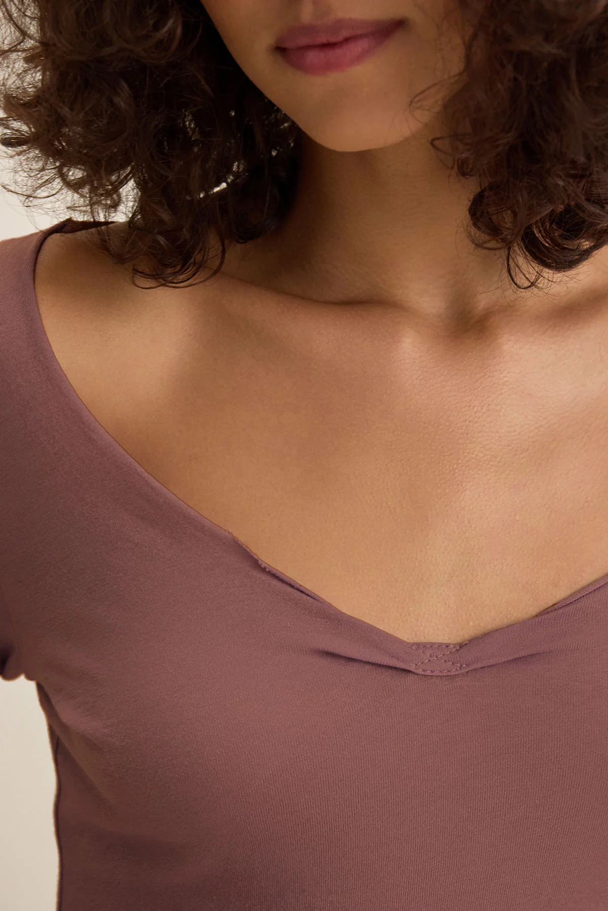 NOURA TEE - Image 13