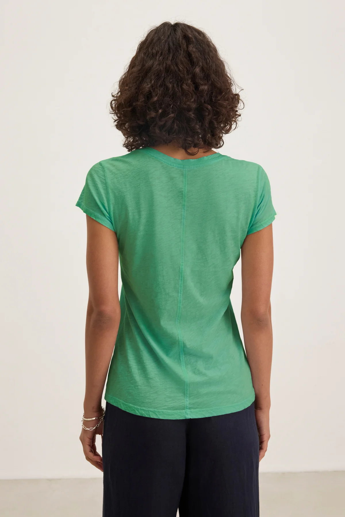 ODELIA TEE - Image 3