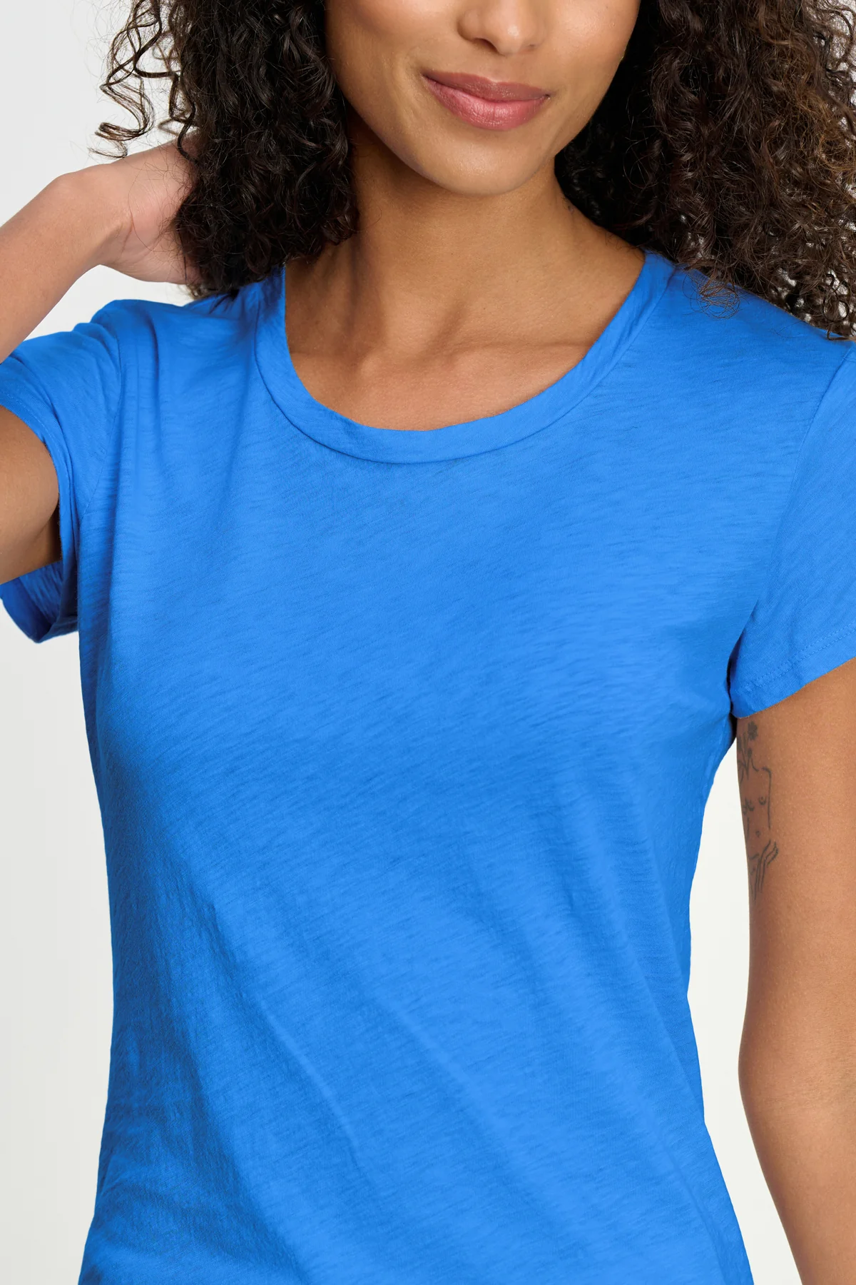 ODELIA TEE - Image 6