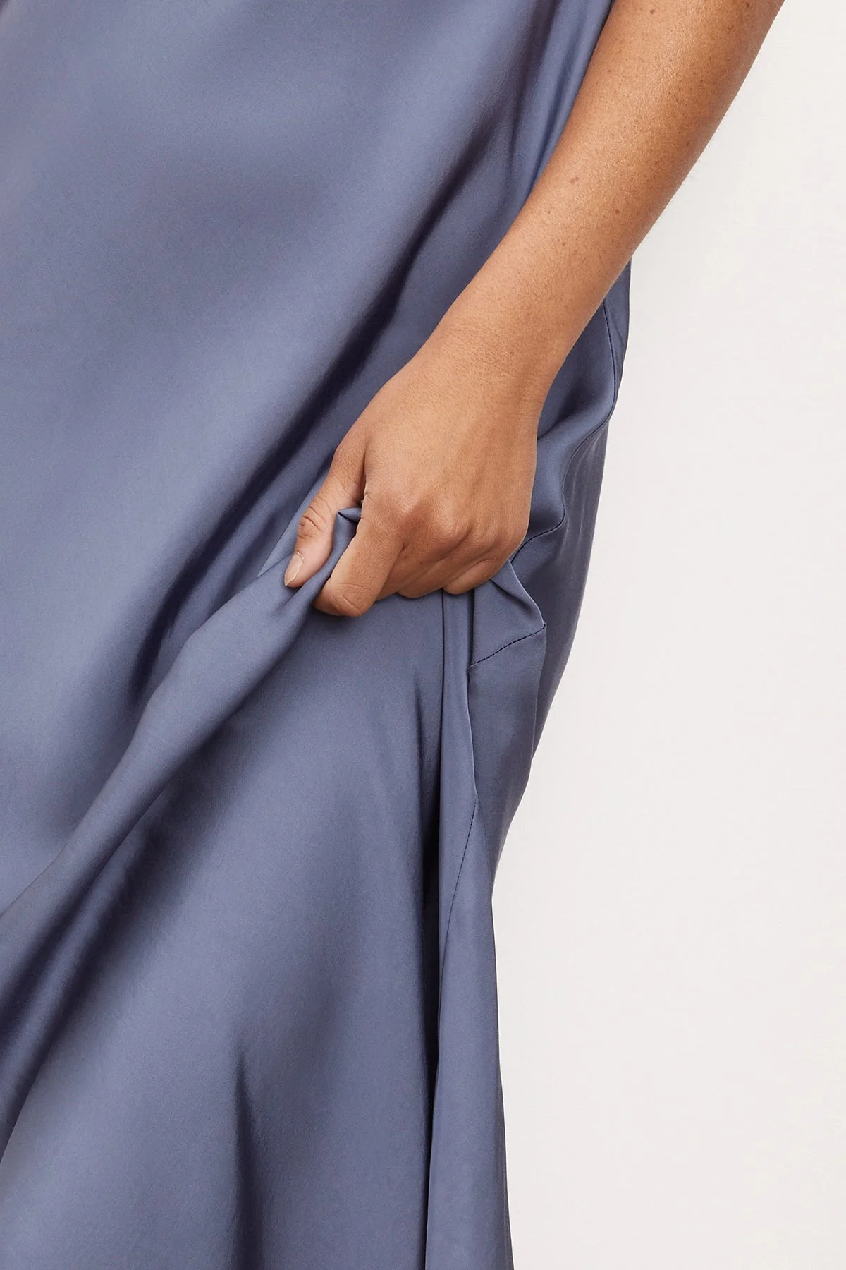 POPPY SATIN SLIP DRESS - Image 5