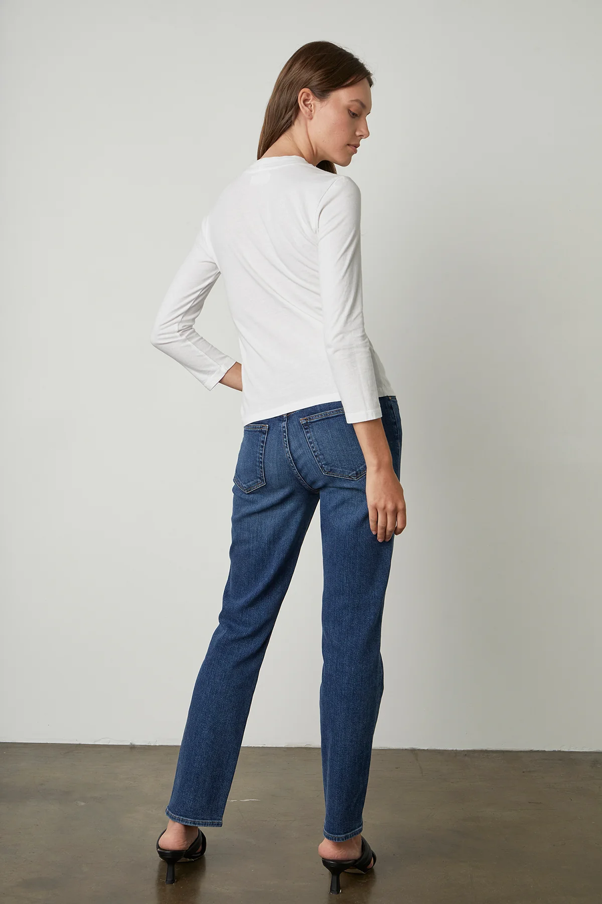 QUINNY 3/4 SLEEVE MOCK NECK TEE - Image 4