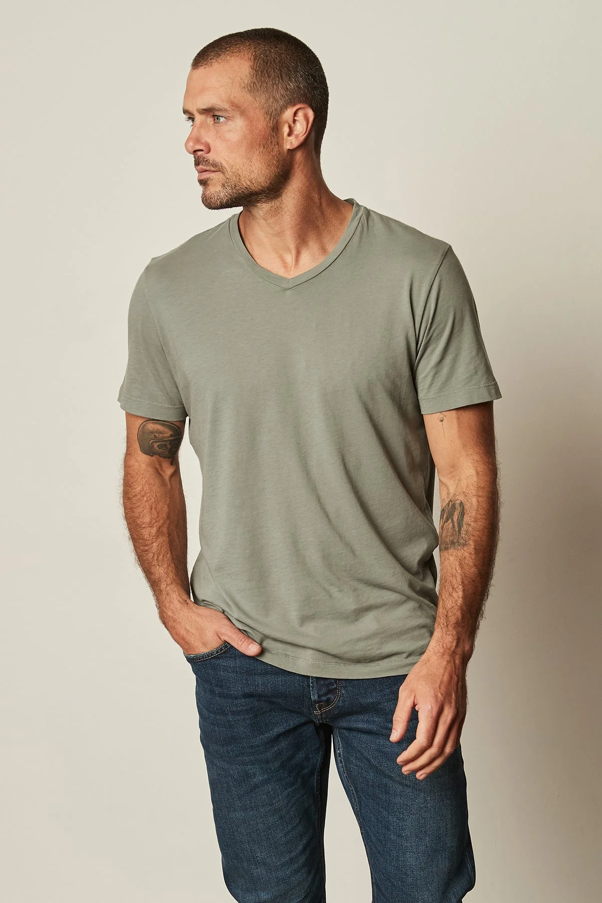 SAMSEN WHISPER CLASSIC V-NECK TEE - Image 5