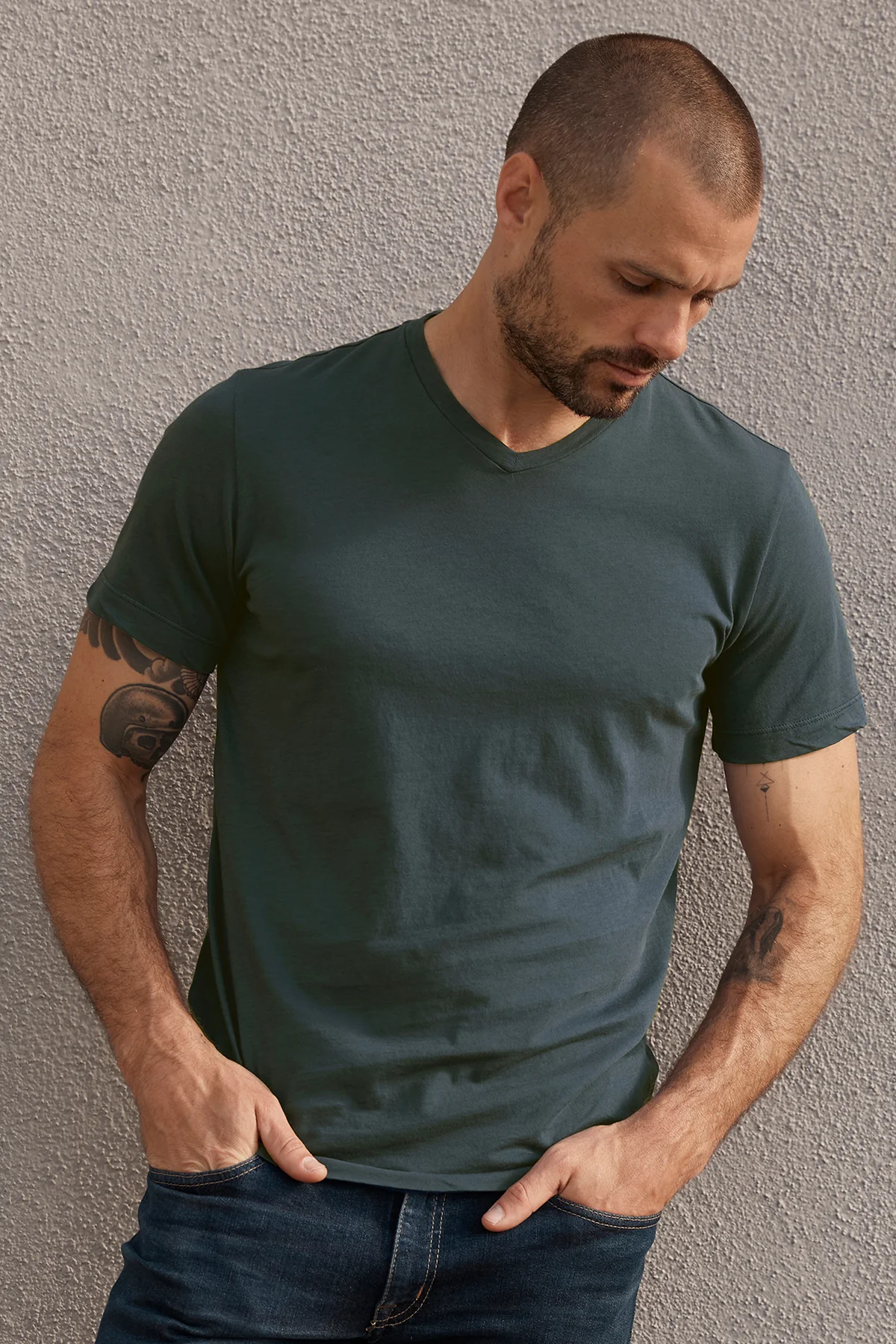 SAMSEN WHISPER CLASSIC V-NECK TEE - Image 14