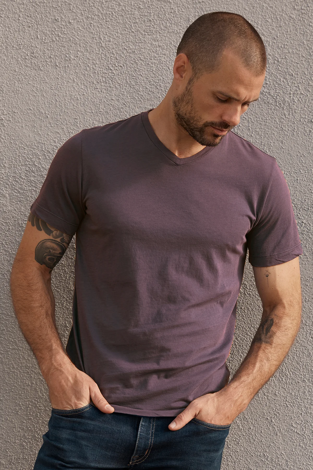 SAMSEN WHISPER CLASSIC V-NECK TEE - Image 20