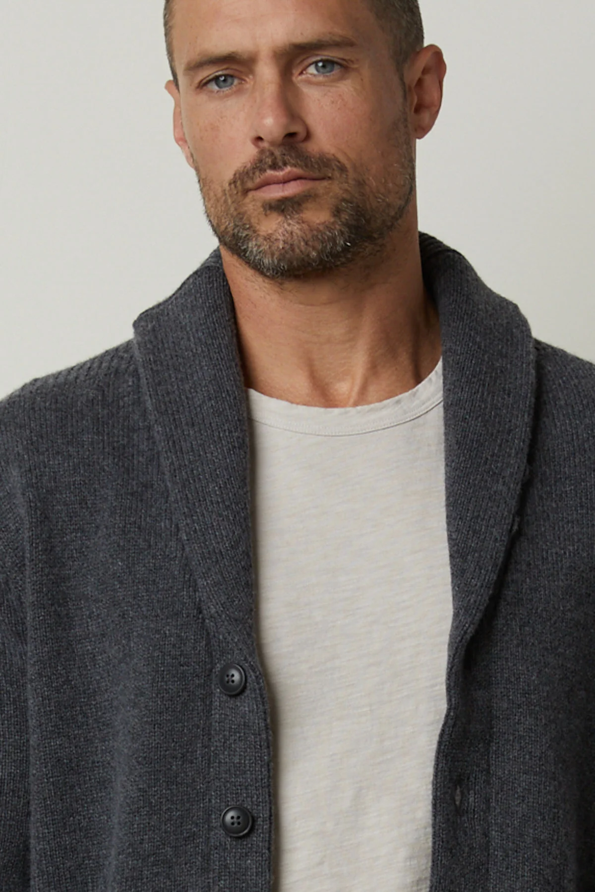 THORNTON BUTTON FRONT CARDIGAN - Image 5