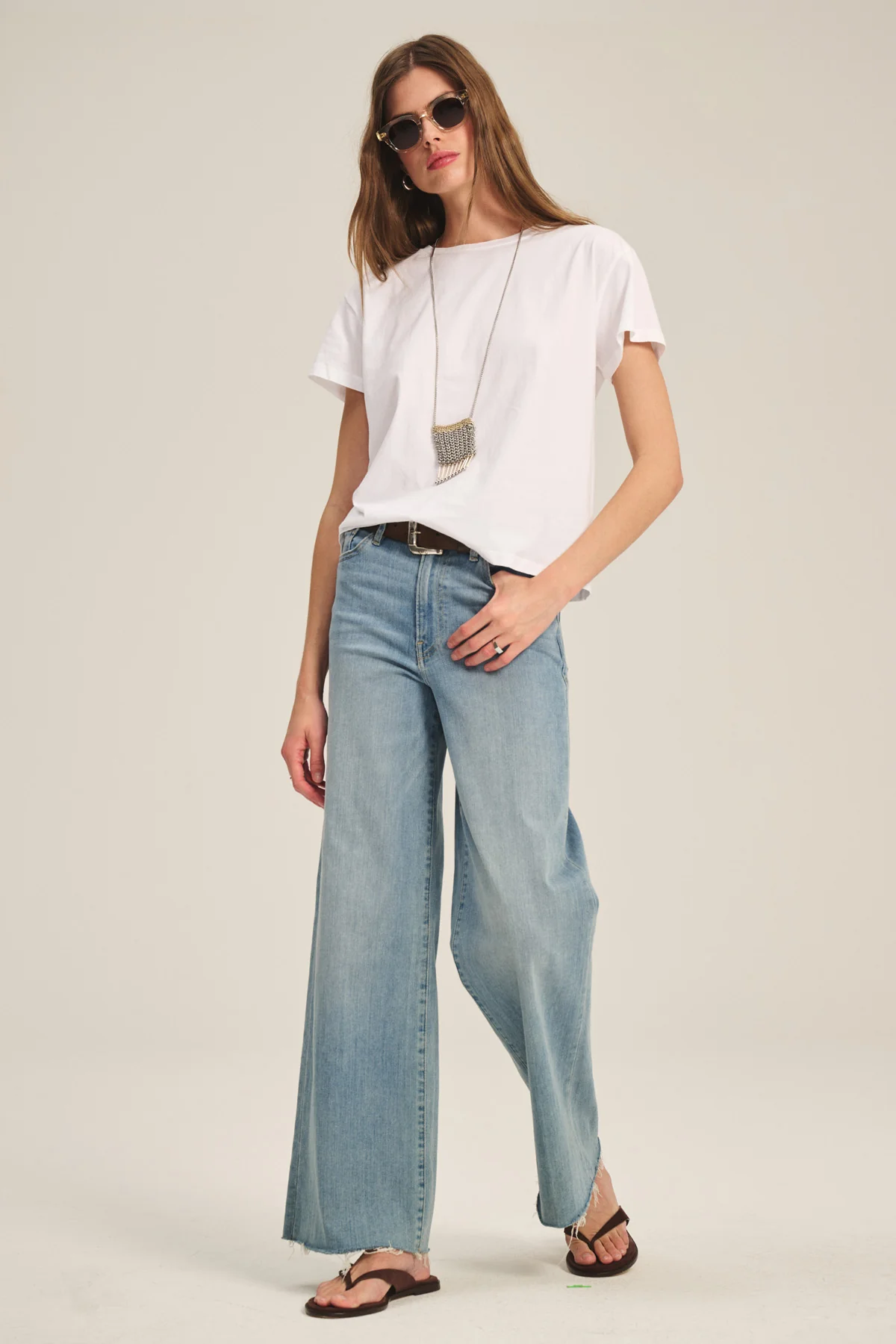 TIA TEE - Image 10