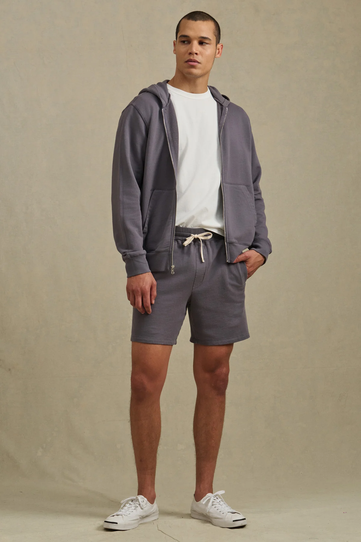 VINCENT HOODIE - Image 10