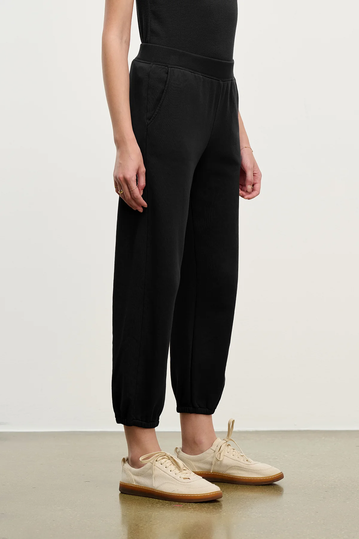 ZUMA SWEATPANT - Image 18